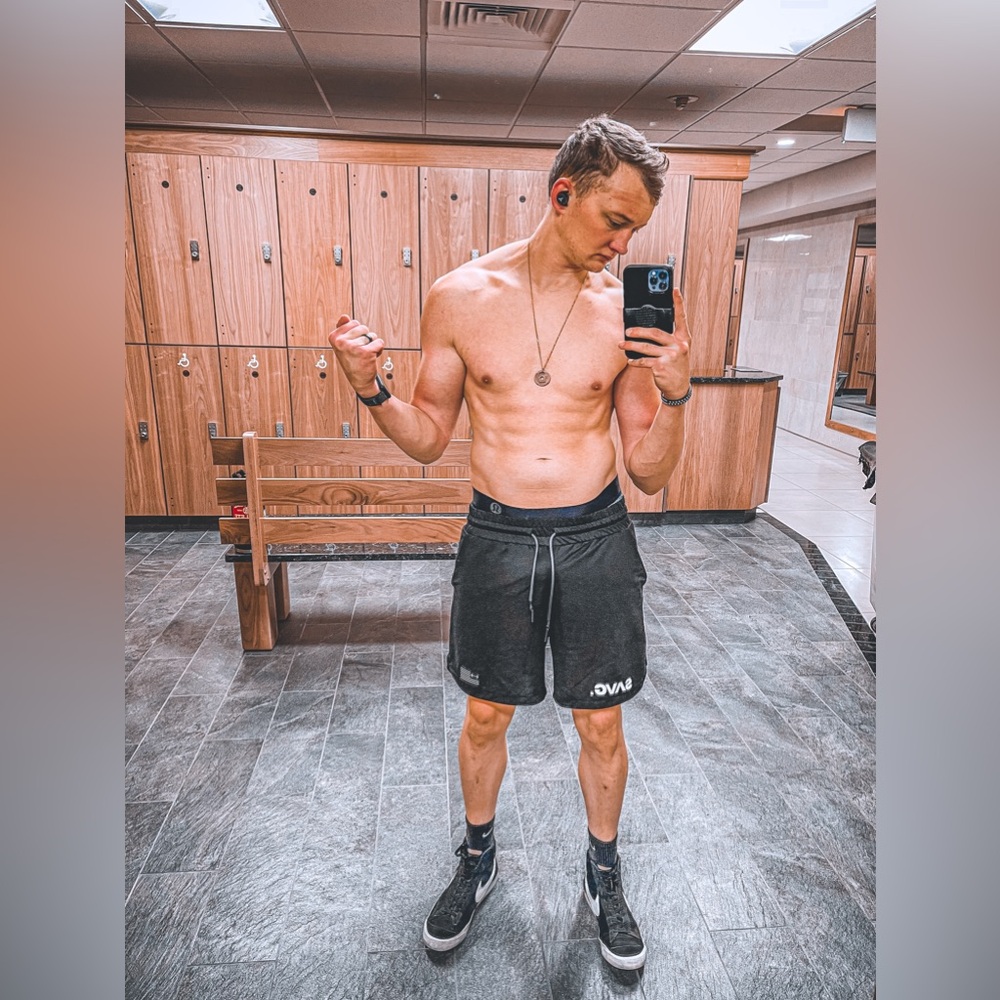 Meet your Posher, Ross